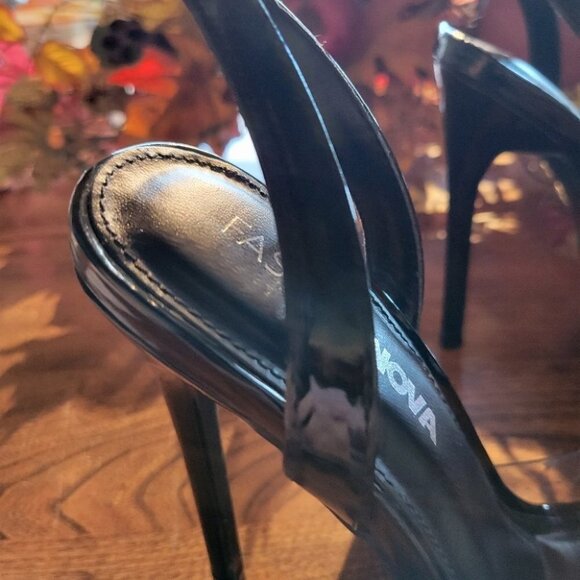 FASHION NOVA Slingback heels black & gold size 7 - Picture 3 of 10